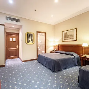 Otel Artorius, Roma