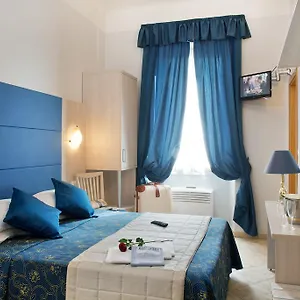 Otel Marechiaro, Roma