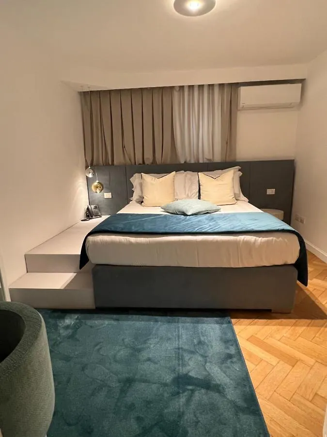 Mas Boutique Hotel Roma 3*,  İtalya